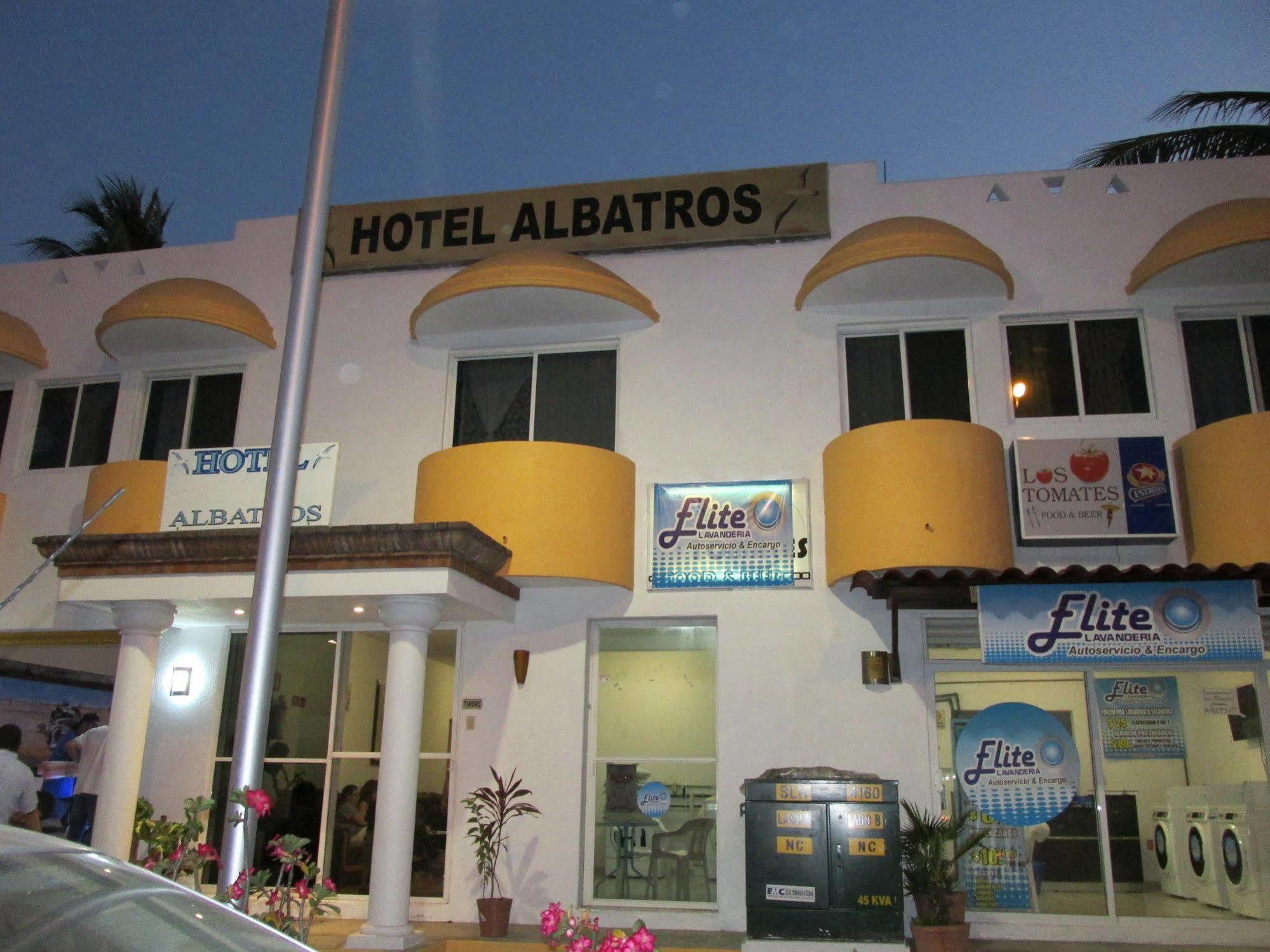 Hotel Albatros Мансанільйо Екстер'єр фото